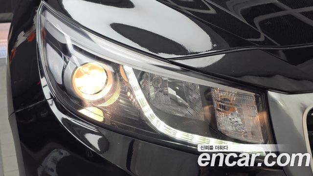 Kia Canival 2017 — photo 8