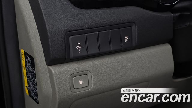 Kia Canival 2017 — photo 27