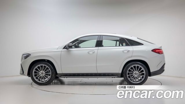 Mercedes-Benz GLE-Class 2026 — photo 4