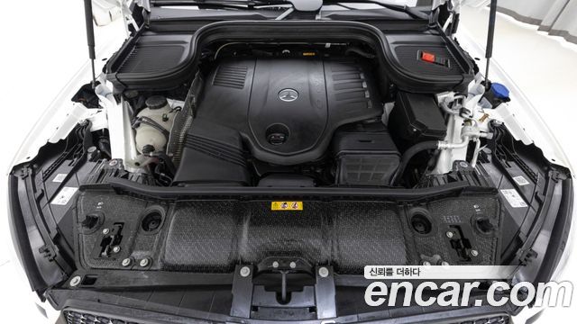 Mercedes-Benz GLE-Class 2026 — photo 6