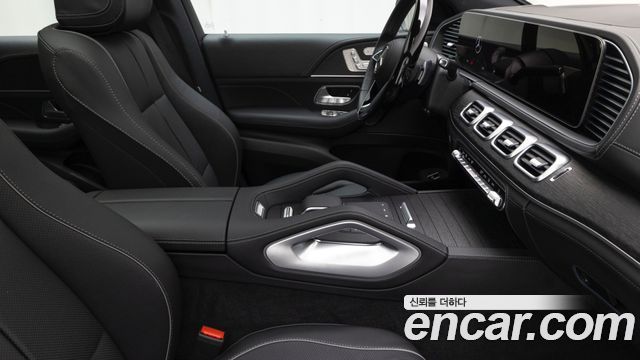 Mercedes-Benz GLE-Class 2026 — photo 18