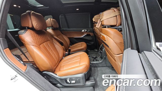 BMW X7 2024 — photo 17