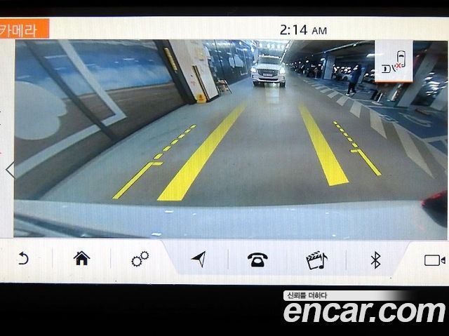 Land Rover Discovery Sport 2017 — photo 14