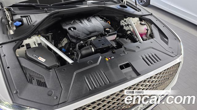 Genesis GV70 2023 — photo 6