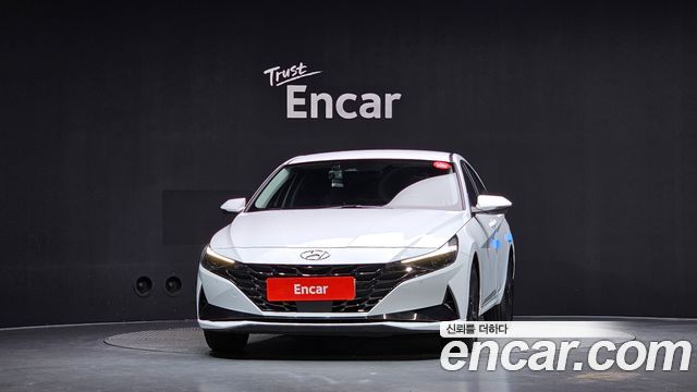 Hyundai AVANTE 2023 — photo 3