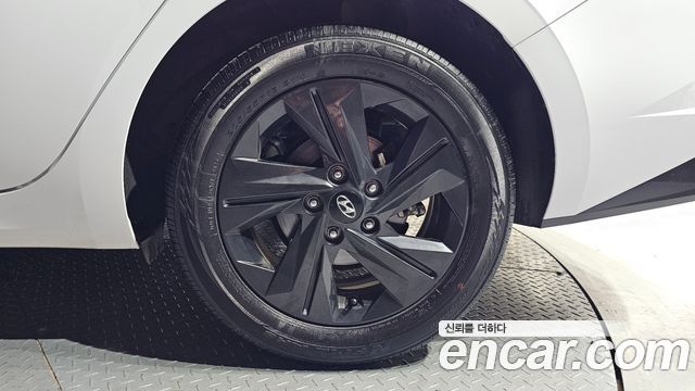 Hyundai AVANTE 2023 — photo 7