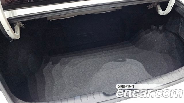 Hyundai AVANTE 2023 — photo 31