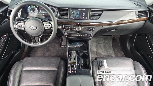 Kia K7 2018 — photo 10