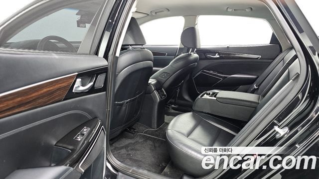 Kia K7 2018 — photo 18