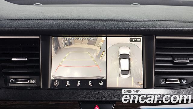 Kia K7 2018 — photo 21