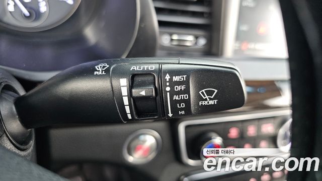 Kia K7 2018 — photo 27