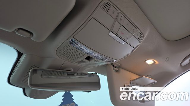 Mercedes-Benz E-Class 2019 — photo 27