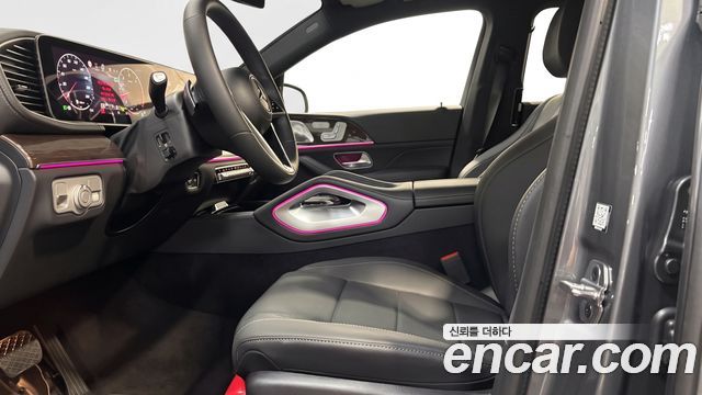 Mercedes-Benz GLE-Class 2026 — photo 10