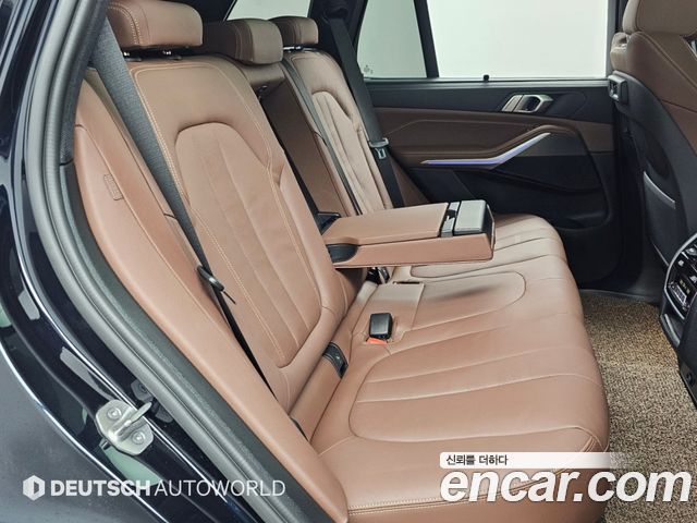 BMW X5 2022 — photo 12
