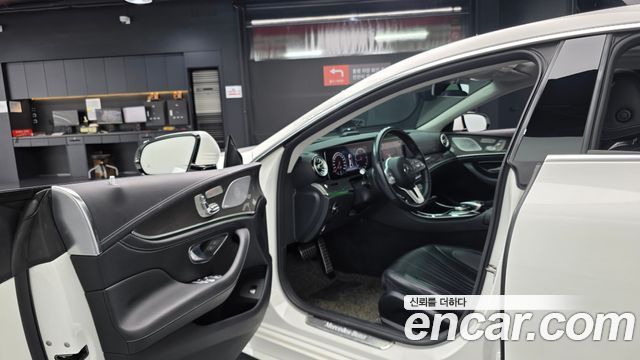 Mercedes-Benz CLS-Class 2019 — photo 13