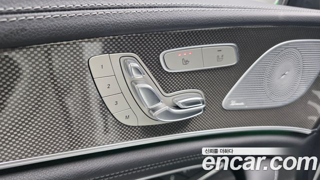 Mercedes-Benz CLS-Class 2019 — photo 25