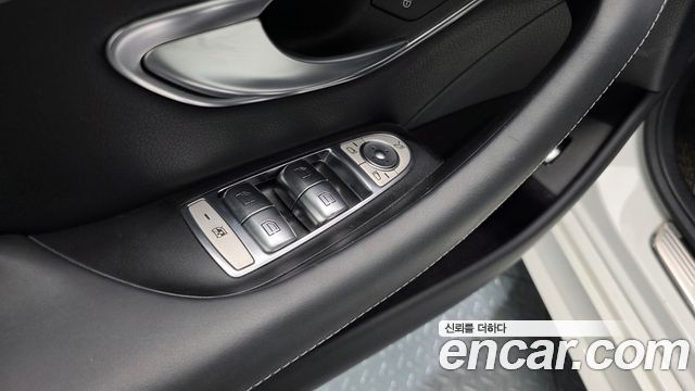 Mercedes-Benz CLS-Class 2019 — photo 30