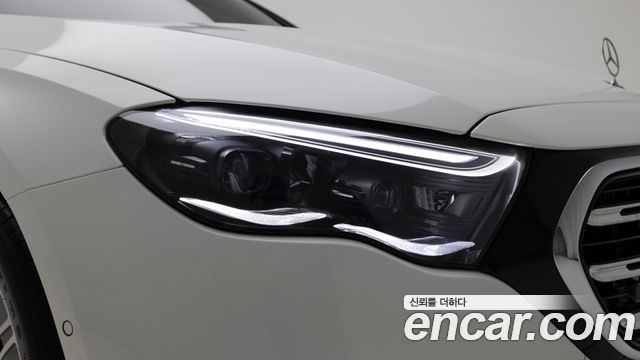Mercedes-Benz E-Class 2026 — photo 14