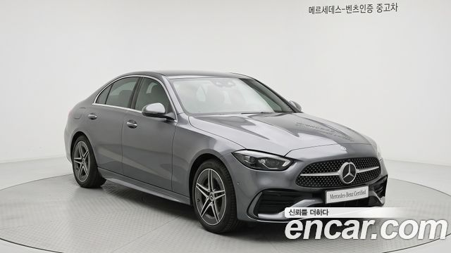 Mercedes-Benz C-Class 2026 — photo 1