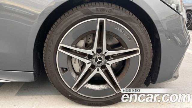 Mercedes-Benz C-Class 2026 — photo 5