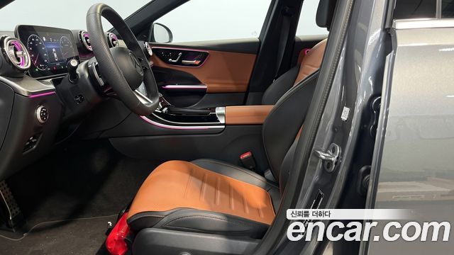 Mercedes-Benz C-Class 2026 — photo 10