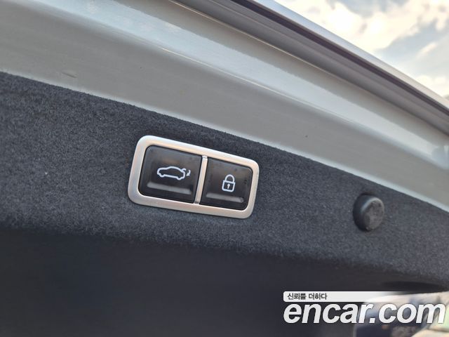 Hyundai Grandeur 2023 — photo 20