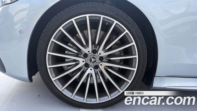 Mercedes-Benz S-Class 2026 — photo 5