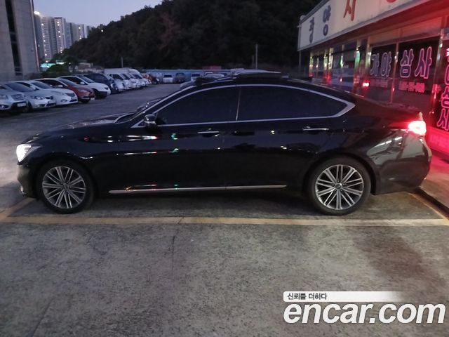 Genesis G80 2017 — photo 4