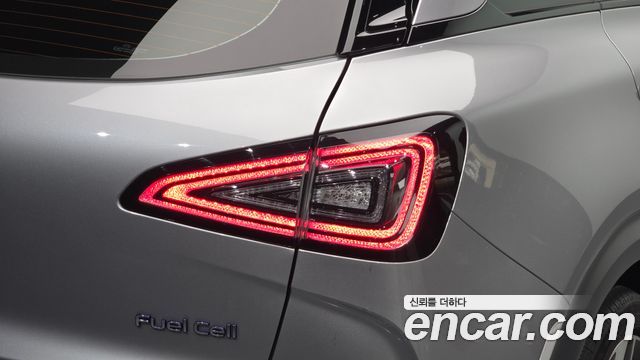 Hyundai Nexo 2023 — photo 9