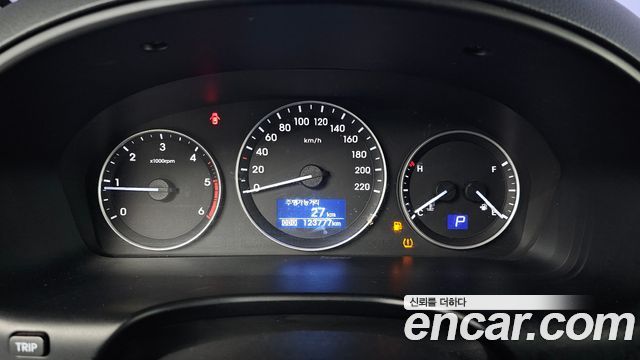 Hyundai Starex 2019 — photo 11