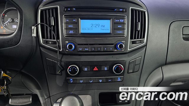 Hyundai Starex 2019 — photo 19