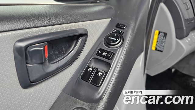 Hyundai Starex 2019 — photo 23