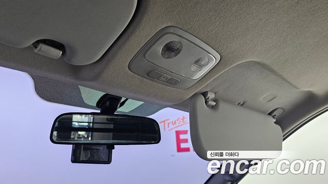 Hyundai Starex 2019 — photo 24