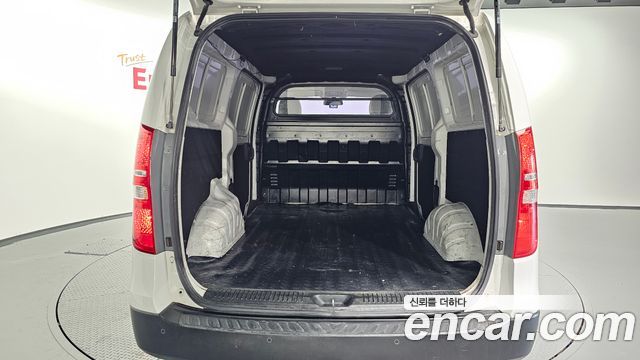 Hyundai Starex 2019 — photo 26