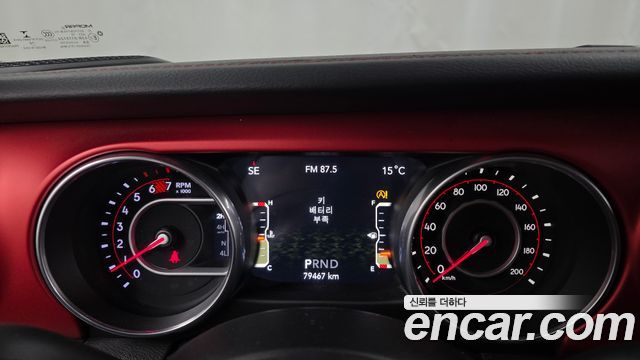 Jeep Wrangler 2018 — photo 8