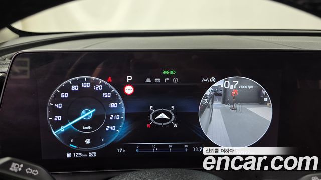 Kia Sportage 2022 — photo 11