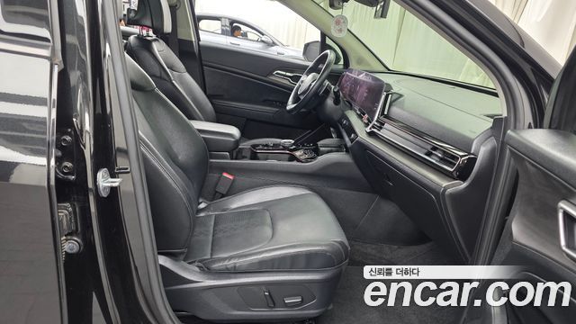 Kia Sportage 2022 — photo 16