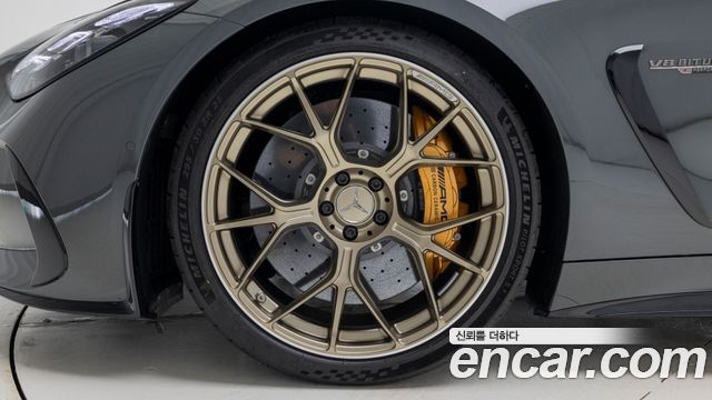 Mercedes-Benz AMG GT 2026 — photo 5