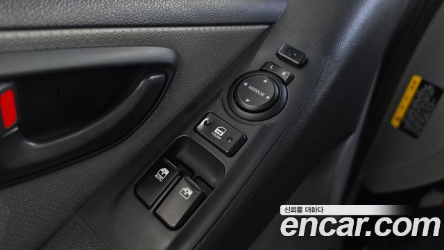 Hyundai Starex 2019 — photo 26
