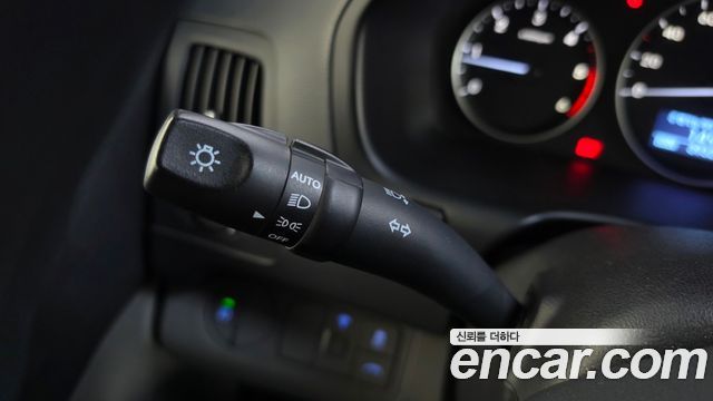 Hyundai Starex 2019 — photo 30