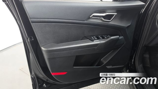 Kia Sportage 2022 — photo 14