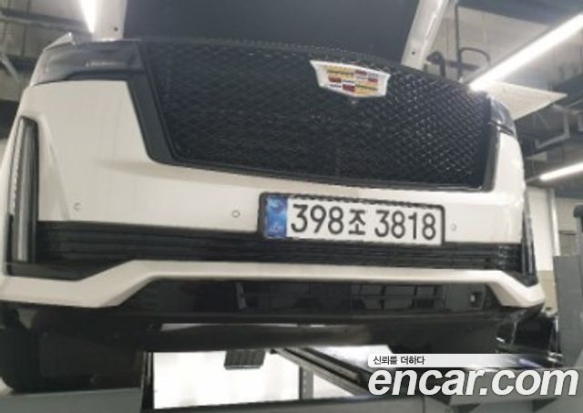 Cadillac Escalade 2022 — photo 1