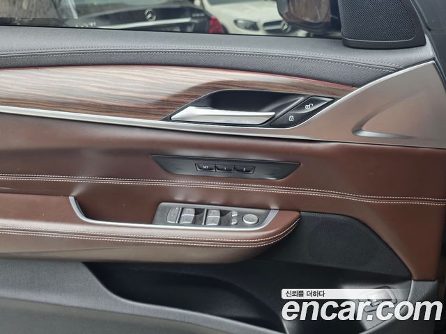 BMW Gran Turismo 2021 — photo 11
