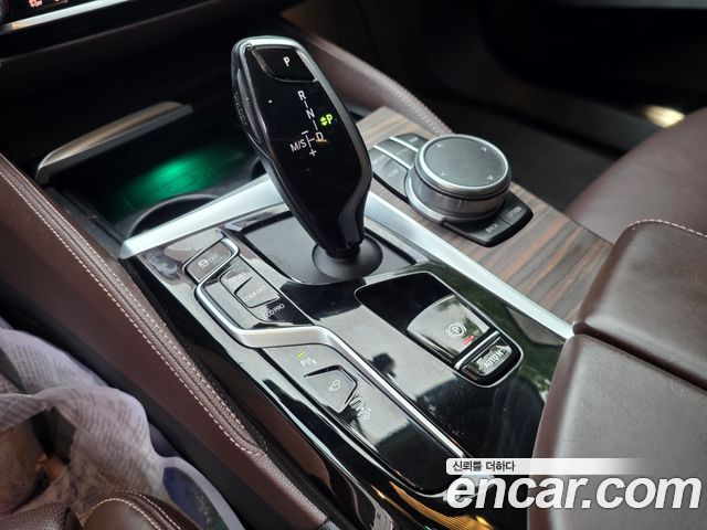BMW Gran Turismo 2021 — photo 15