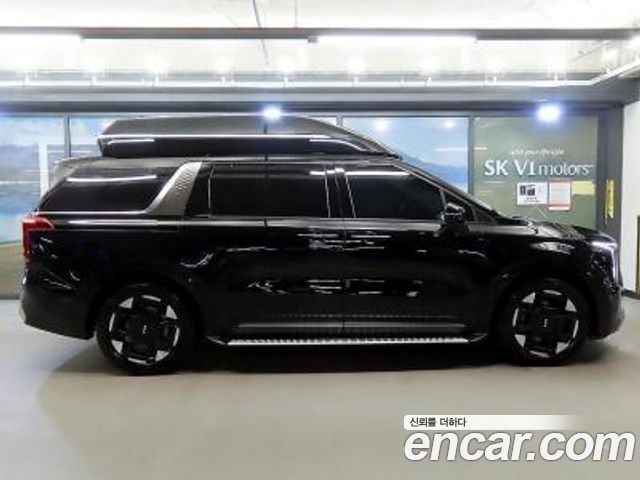 Kia Canival 2025 — photo 3