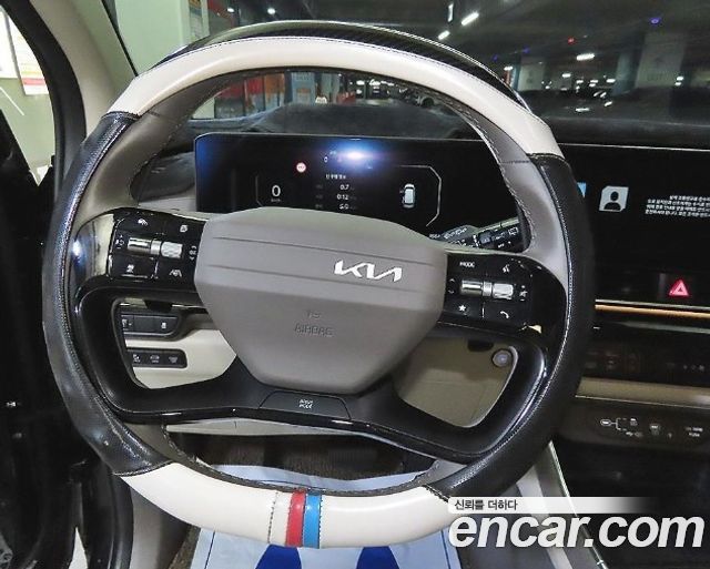Kia Canival 2025 — photo 10