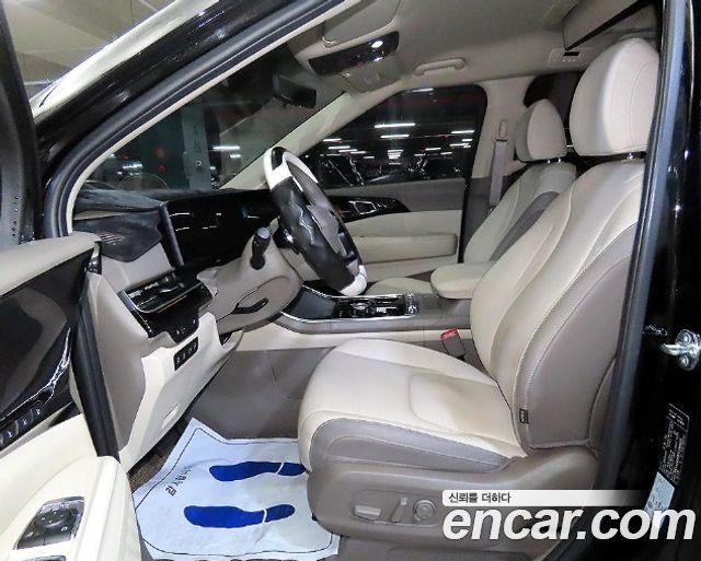 Kia Canival 2025 — photo 11