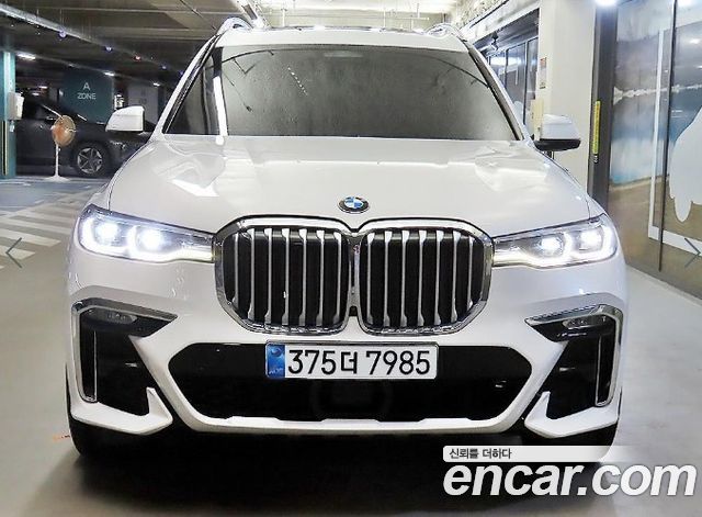 BMW X7 2022 — photo 2