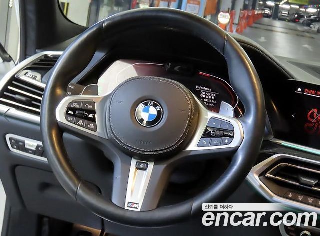 BMW X7 2022 — photo 8