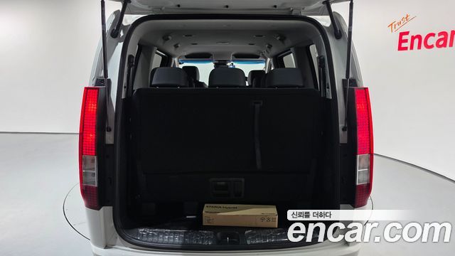 Hyundai Staria 2025 — photo 23